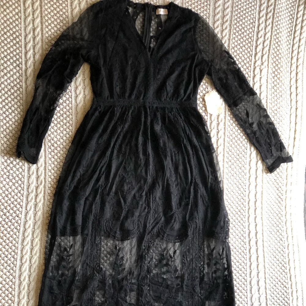 NWT // LACE MAXI